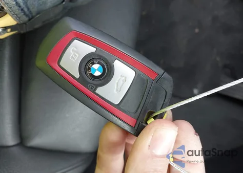 2015 BMW 328I xDrive из США, поврежденный, VIN WBA3B3G52FNT18723